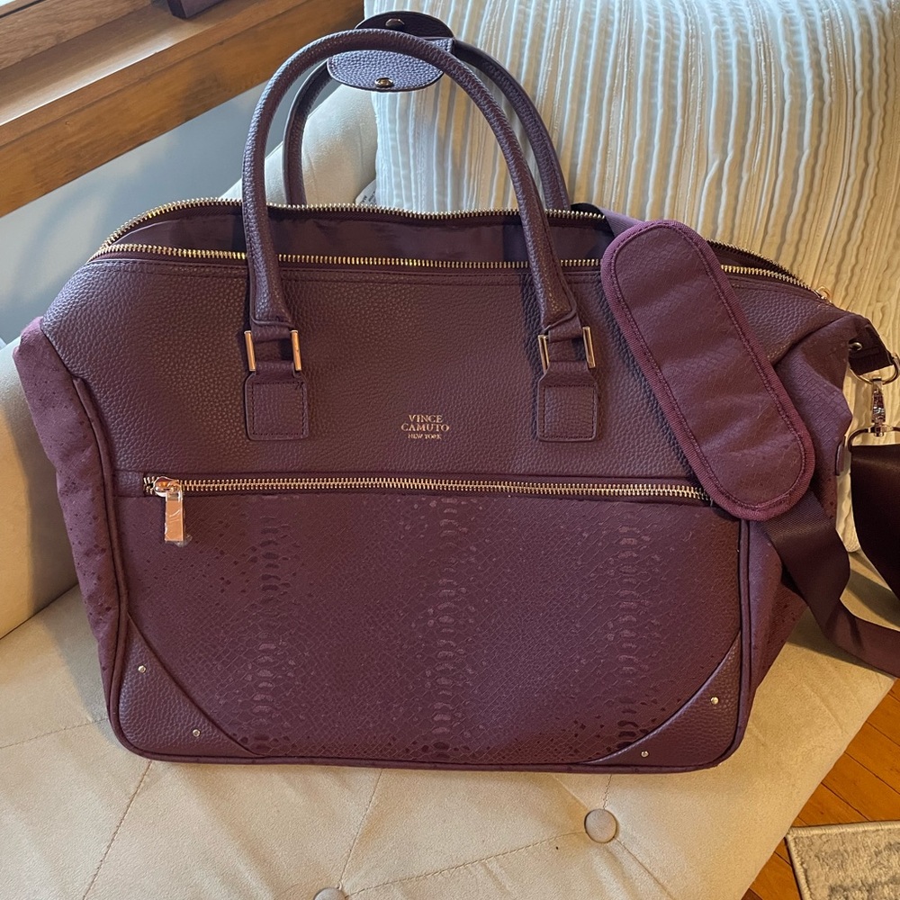 Vince Camuto Red Maroon Big Zip Bag Travel Purse NWOT